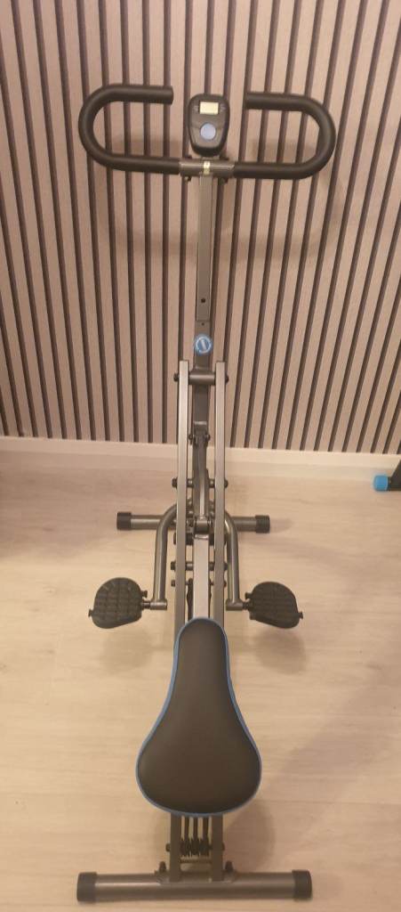 Merach squat machine 