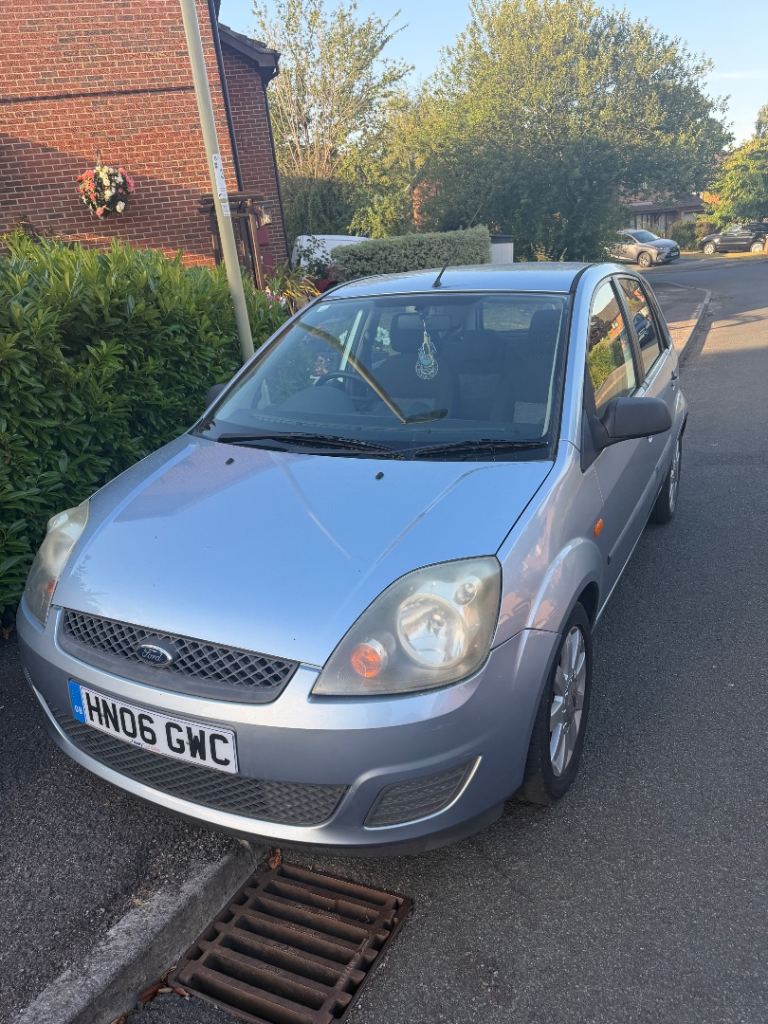2006 FORD FIESTA