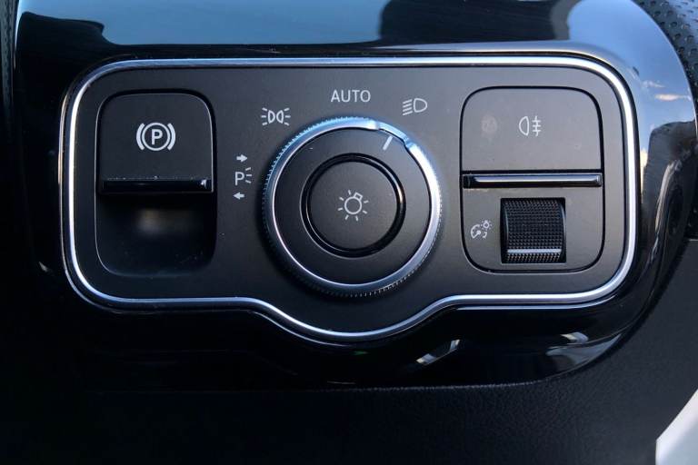 2020 Mercedes-Benz A-Class A200d AMG Line 5dr Auto Hatchback DIESEL Automatic