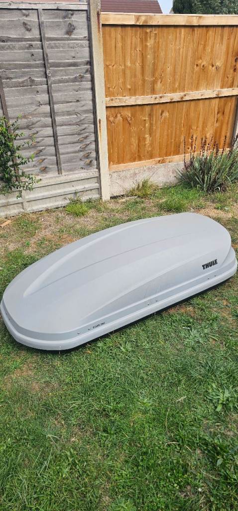 Thule Pacific 200 Grey Roof Box - Good Condition