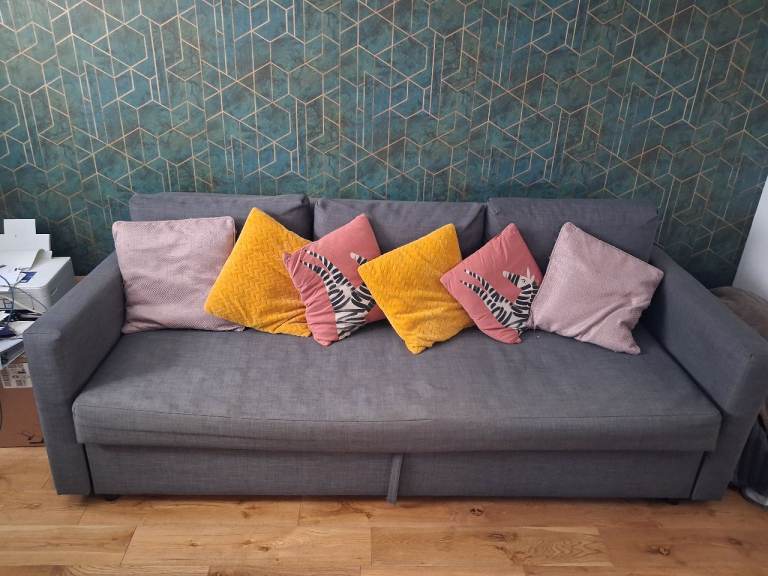 3 seater sofa/bed