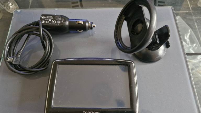 TomTom XL 4ET03 Satellite Navigation System GPS Sat Nav