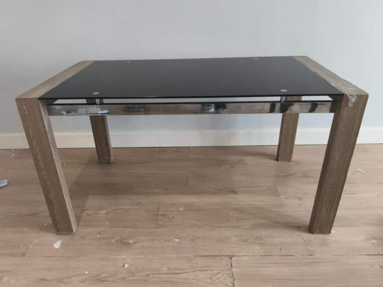 FREE Dining Table – Glass Top & Wood Effect Frame – Collection Only