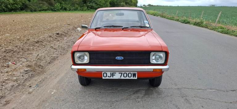 Mk2 escort 2 door 1.3 L 17k LOW MILES bangers and cash