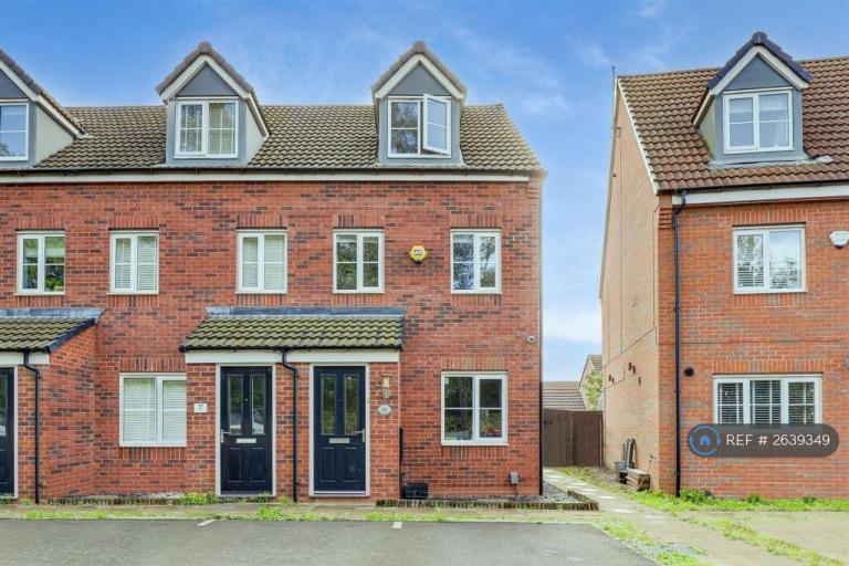 3 bedroom house in Lightning Grove, Nottingham, NG15 (3 bed) (#2639349)