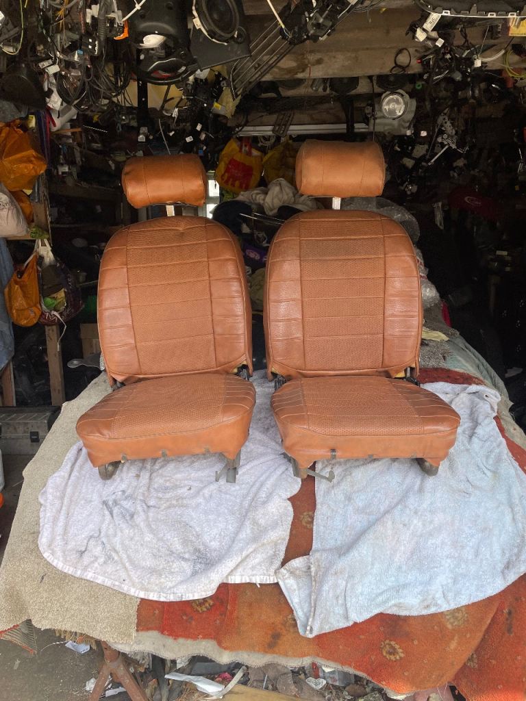 MGB roadster seats 