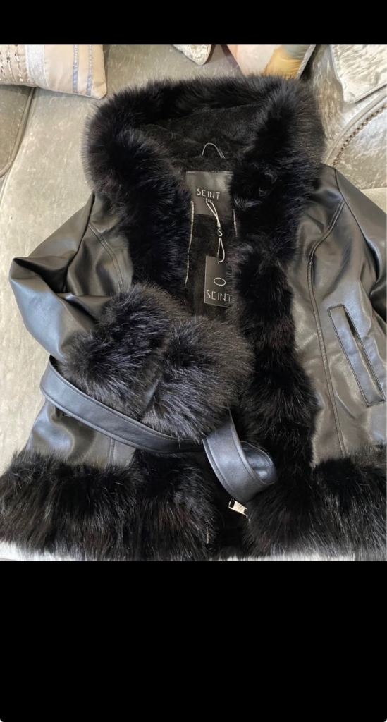 Women’s leather jacket 
