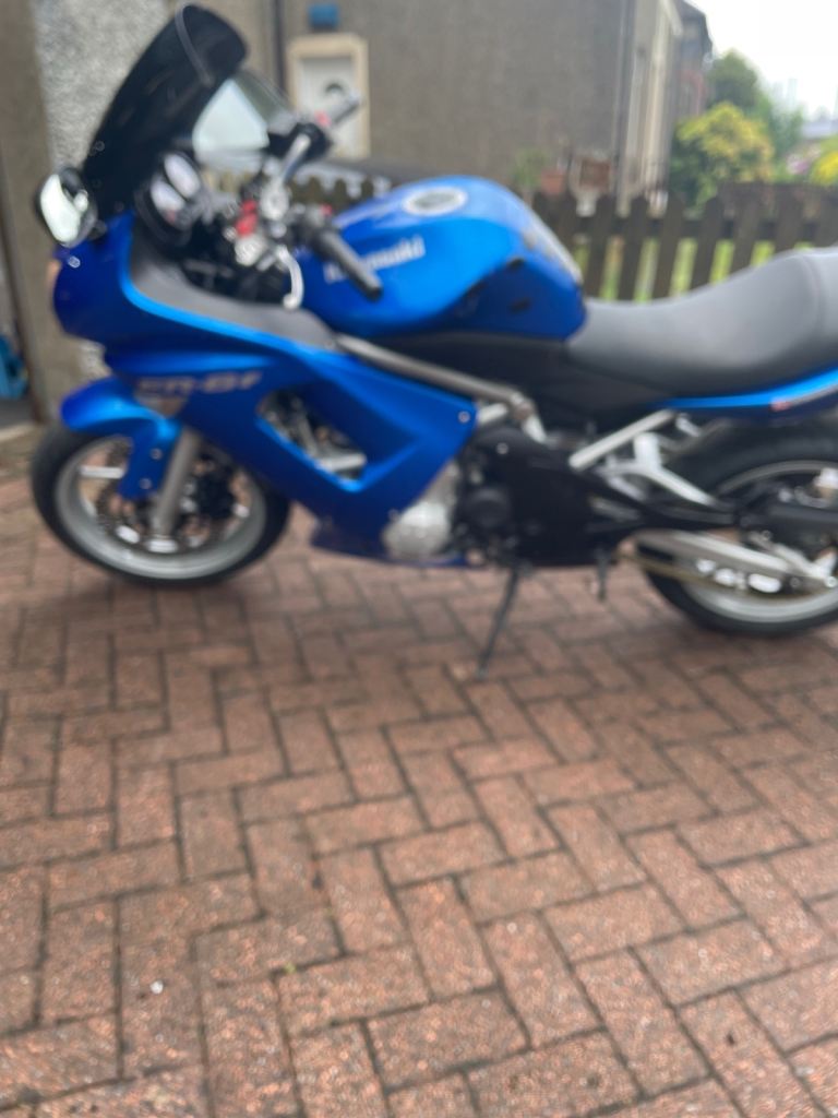 Kawasaki, ER, 2007, 649 (cc)