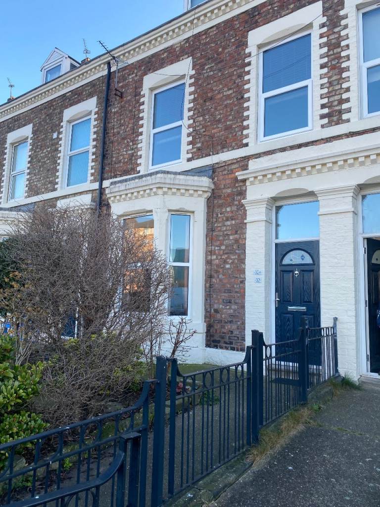 HOUSING CO-OP 1 BED UNFURNISHED FLAT TO RENT *please read info below*