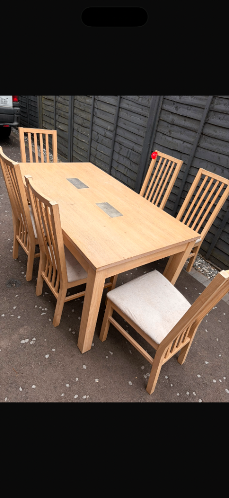 Wooden Dining Table with 6 Chairs - Good Condition