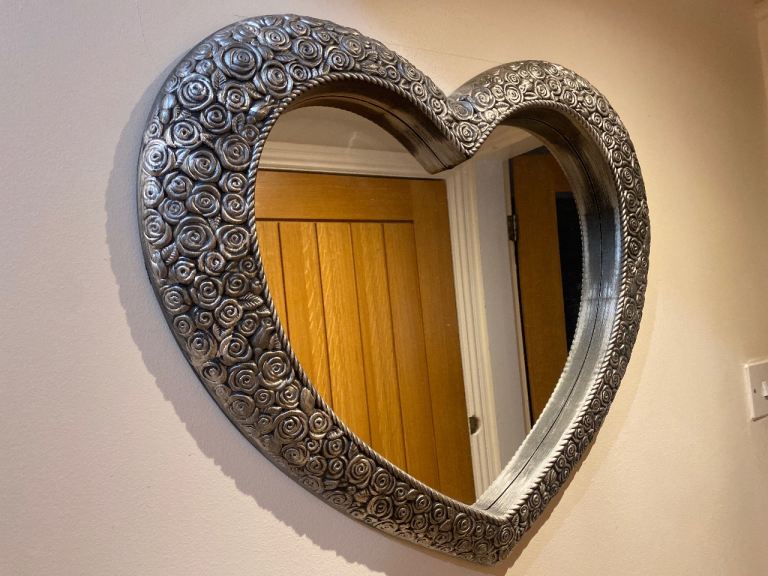 Silver effect heart shaped mirror 