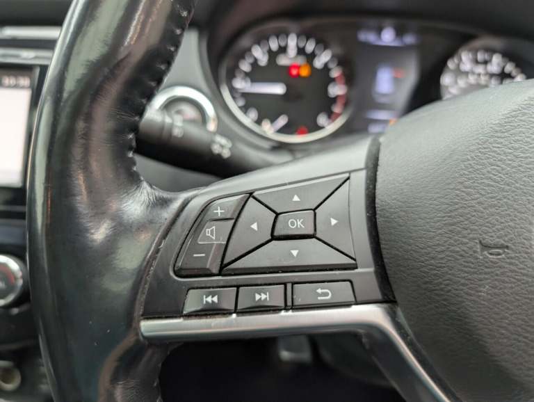 2017 Nissan X-Trail 2.0 dCi Tekna SUV 5dr Diesel Manual 4WD Euro 6 (s/s) (177 ps) HEATED FRONT  E...