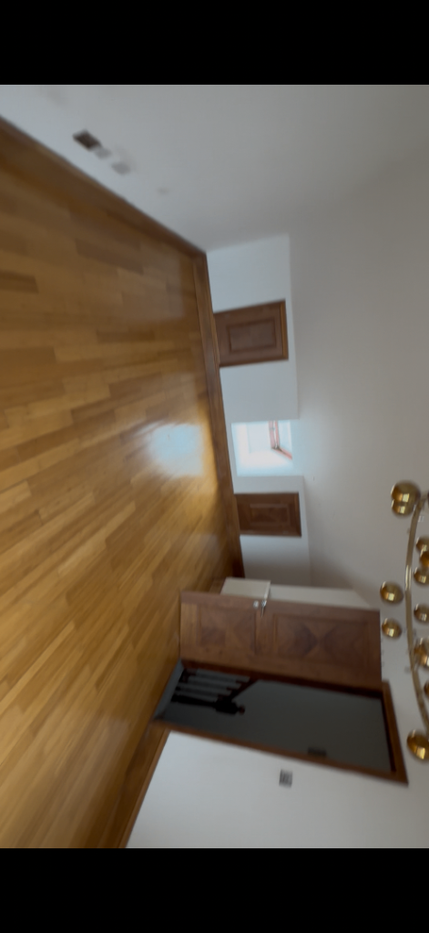 loft with attach washroom