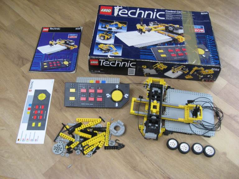 LEGO 8094 Technic Control Centre