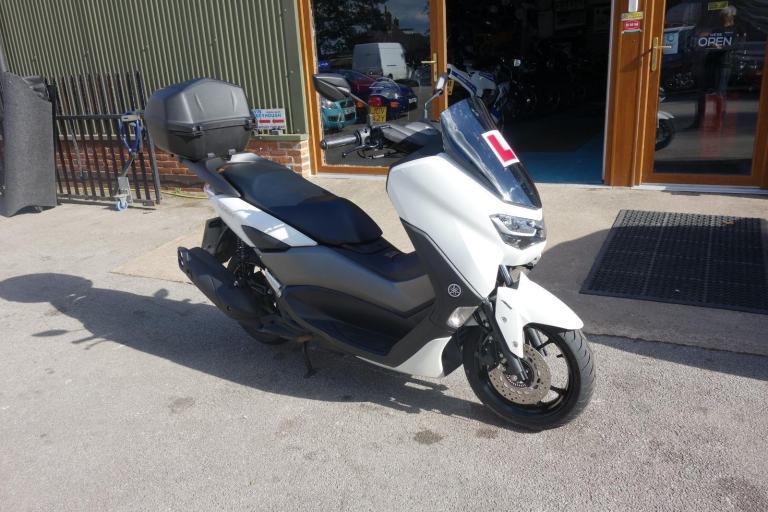 Yamaha NMAX 125 ABS Scooter Petrol CVT V-Belt Euro 5 (12 ps) AUTOMATIC 2023/73