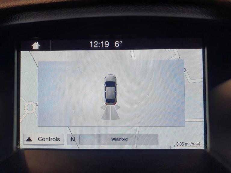 2017 Ford Focus 1.0 EcoBoost 125 Titanium 5dr HATCHBACK PETROL Manual