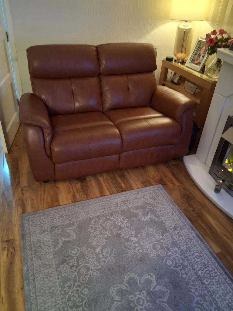 2 seater couch and 1 seater