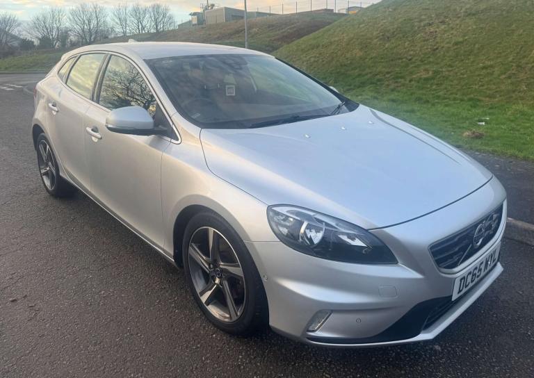 2016 Volvo V40 2.0 V40 R-Design T2 5dr Hatchback Petrol Manual