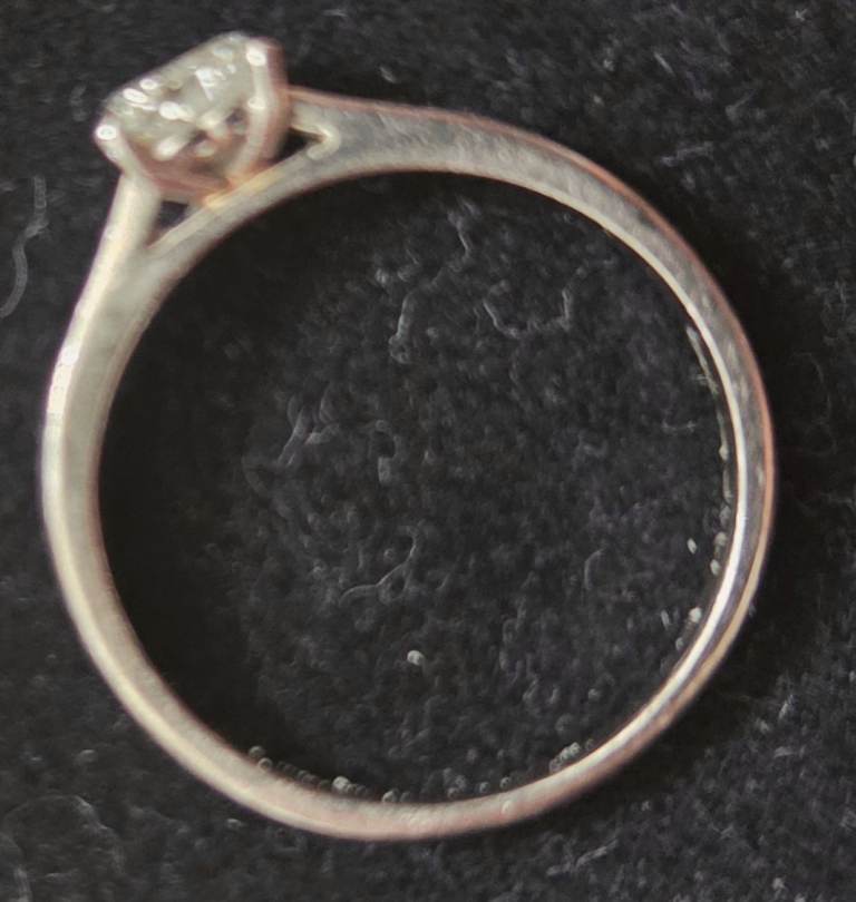 Paladium gold ring