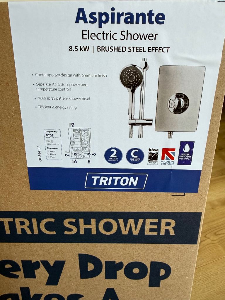 Triton - Aspirante 8.5kw Electric Shower - Brushed Steel