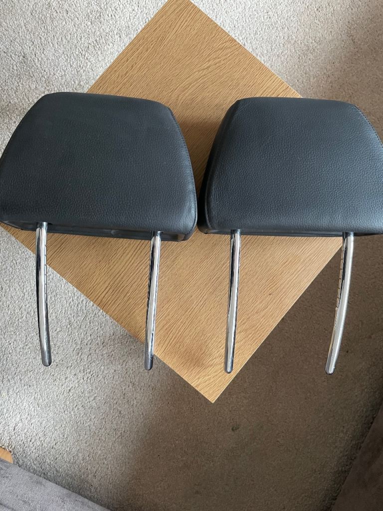 BMW 5 series 2008 front headrests 