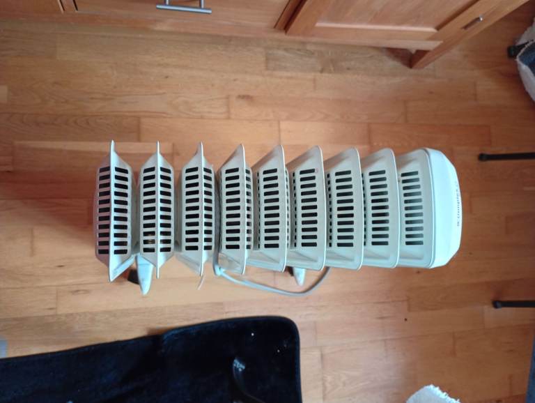 REDUCED Dimplex Eco Column portable heater, oil filled,1800-2000watt. 