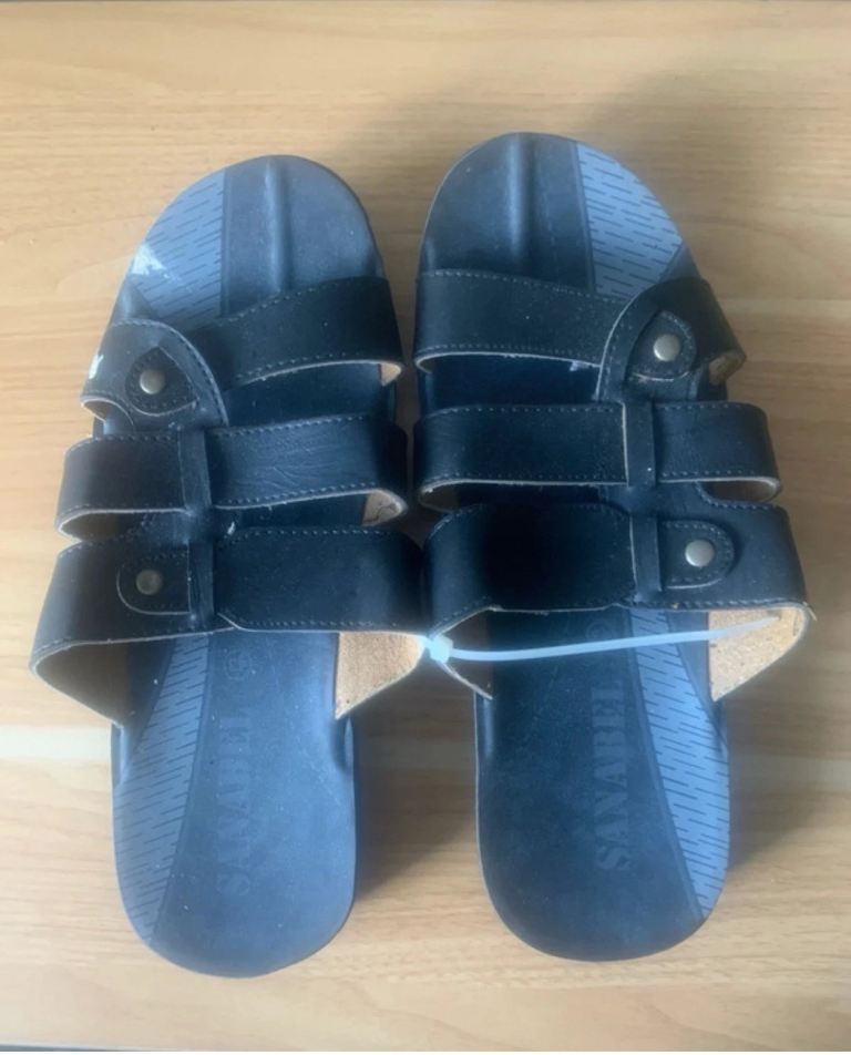 Sanabel Mens Sandels Size 43. UK 9. Excellent Condition