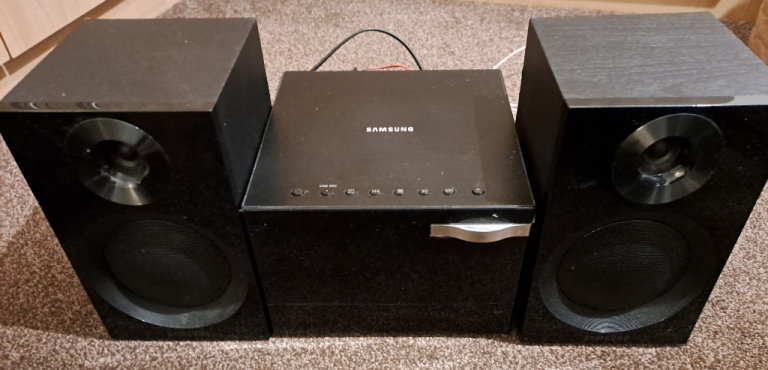 Samsung Hi FI system 