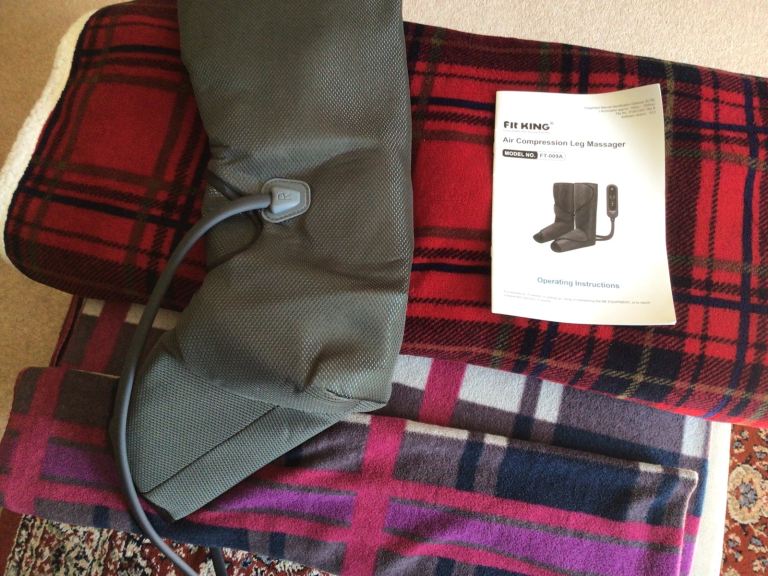 Air compression leg massager