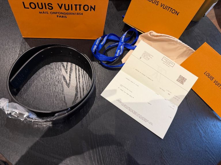 Louis Vuitton Reversible Belt – Brand New