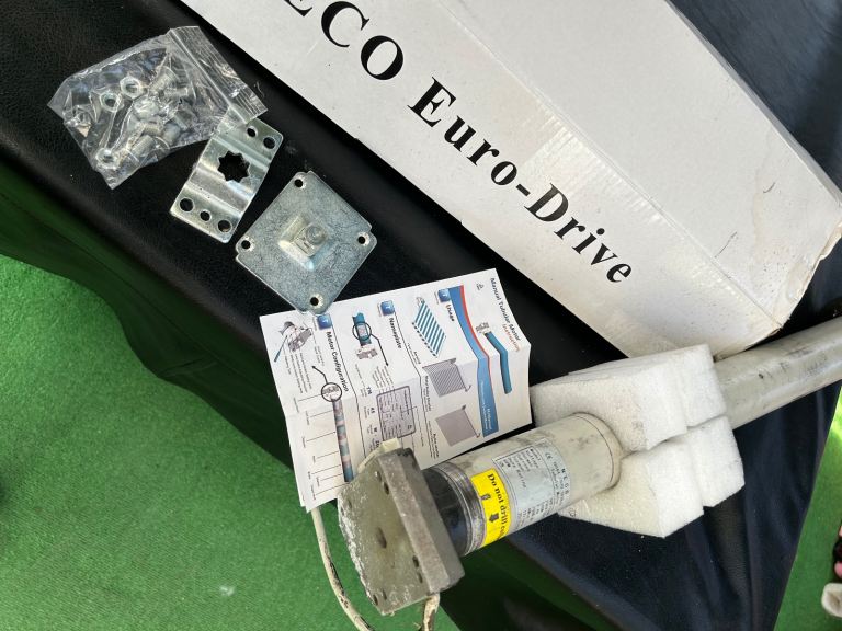 Roll up garage door motor 