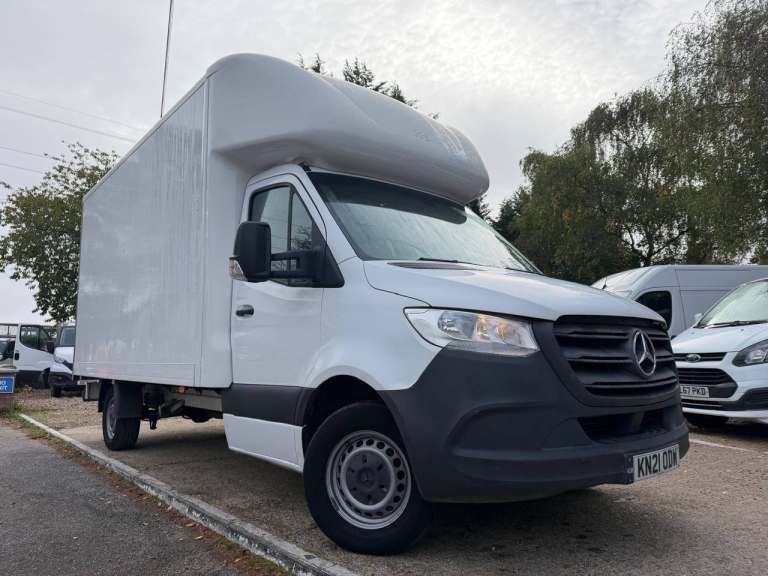 2021 Mercedes-Benz Sprinter 2.1 314 CDI Progressive RWD L3 LWB LUTON VAN  CHASSIS CAB Diesel Manual