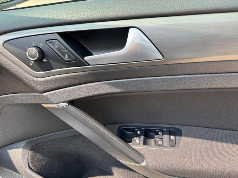 2025 Volkswagen Golf 1.2 TSI BlueMotion Tech S Estate PETROL Automatic