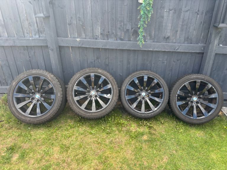 BMW ALLOY WHEELS 19”