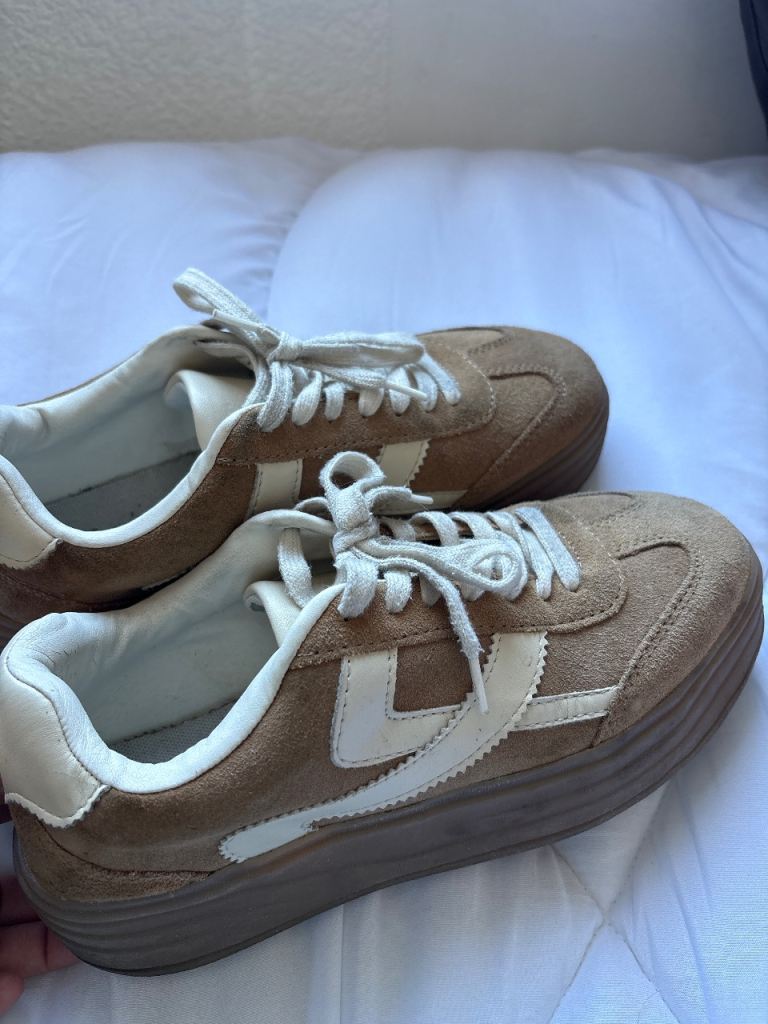 Brown Suede Platform Trainers – As Good As New