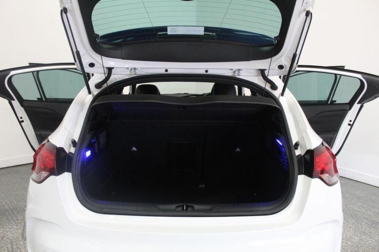 CITROEN DS4 1.6 e-HDi Airdream DStyle Nav Euro 5 (s/s) 5dr 2015