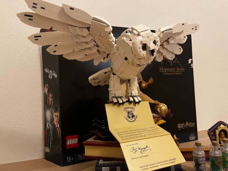 Lego Icons of Hogwarts set - with box and instructions