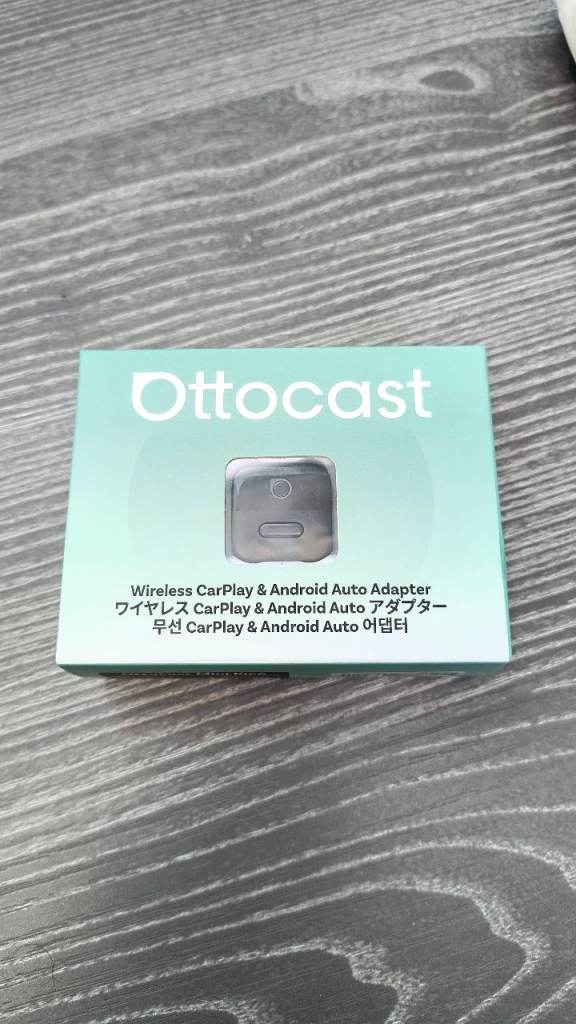 Ottocast Carplay + Android Auto adapter
