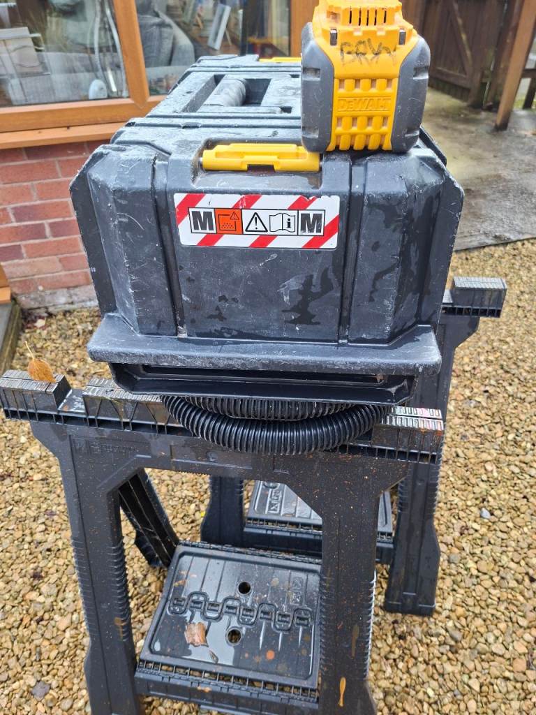 Dust Extractor