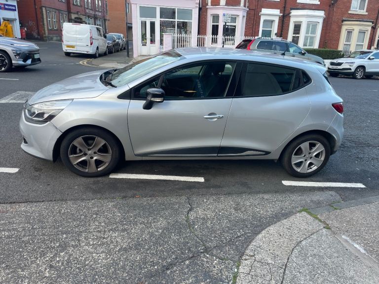 RENAULT CLIO DYNAMIQUE NAV