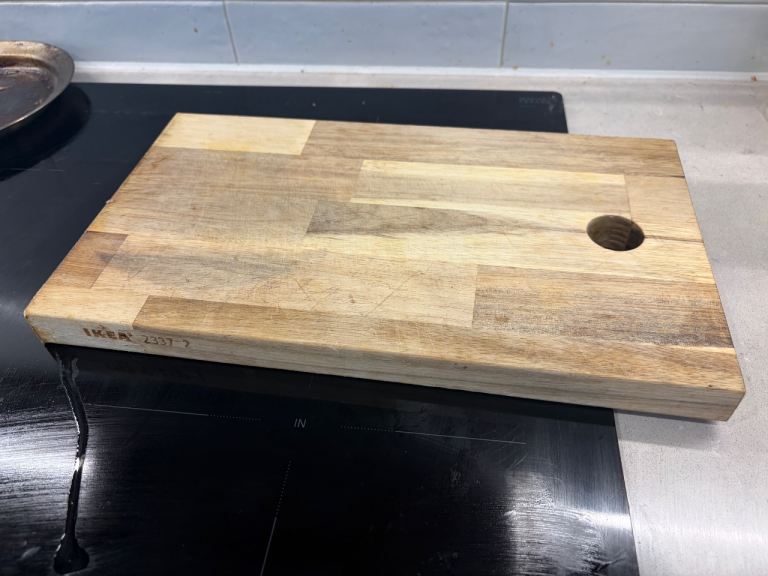 Chopping board, acacia, 50x30 cm