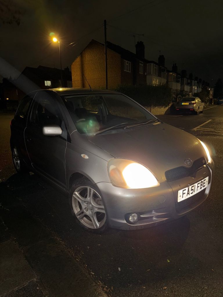 Toyota Yaris T-Sport 1.5 VVT-i 