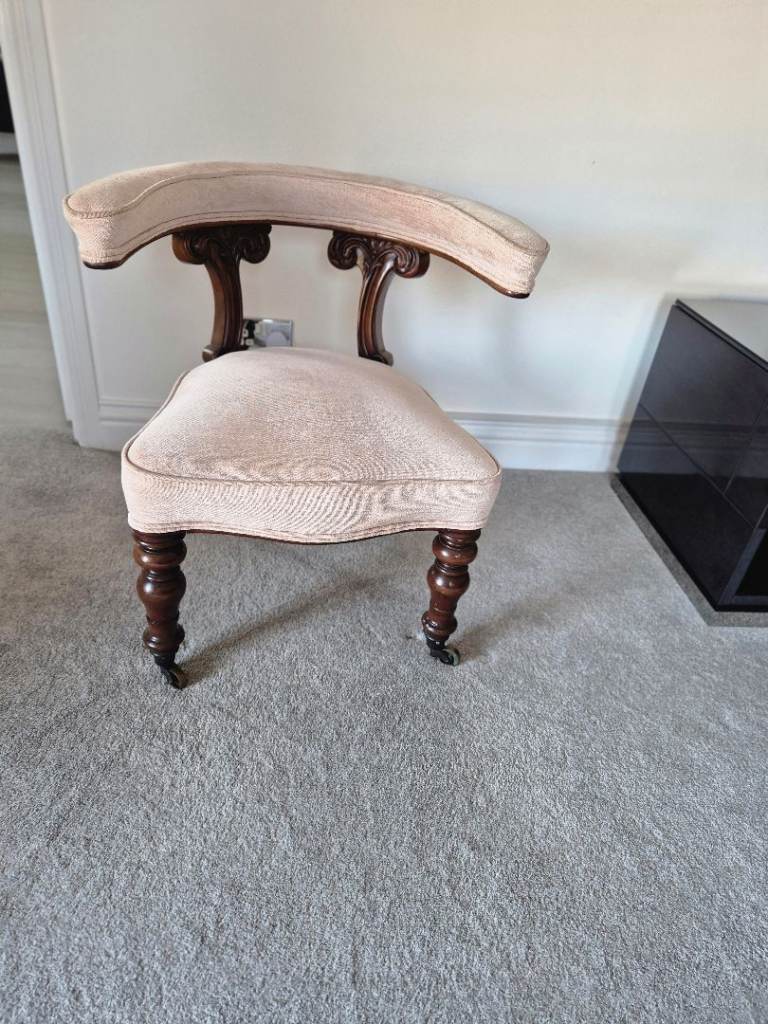 Vintage wing back chair.