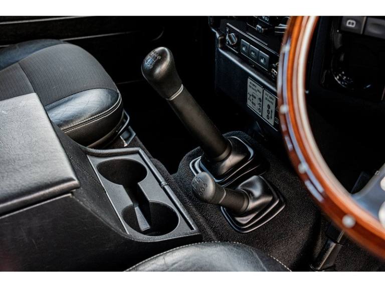 2014 Land Rover Defender XS Station Wagon TDCi [2.2] WINDOW VAN DIESEL Manual