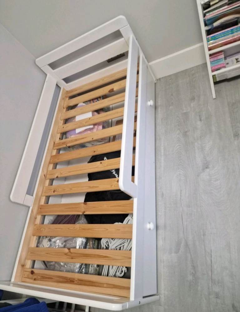 Habitat Ellis Toddler Bed Frame with Storage - White in very good condition with side table