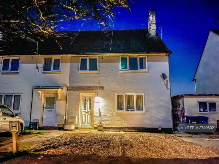 3 bedroom house in Paget Road, Trumpington, Cambridge, CB2 (3 bed) (#2740832)