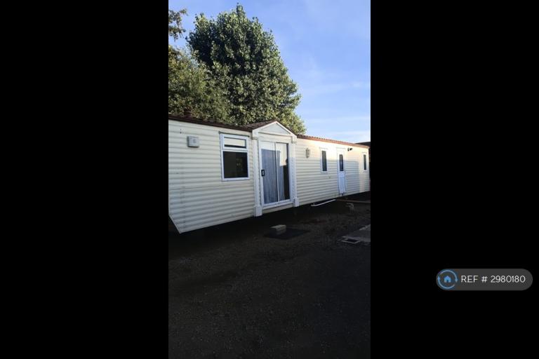 2 bedroom house in Nottingham Road, Grantham, NG32 (2 bed) (#2980180)