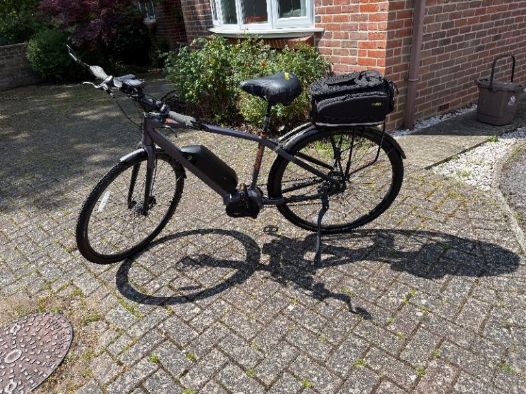 Raleigh Strada Electric Bike