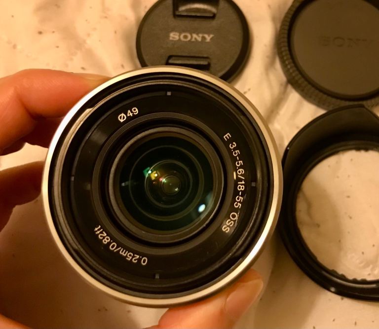 image for USED Sony E 18-55mm f3.5-5.6 OSS Lens