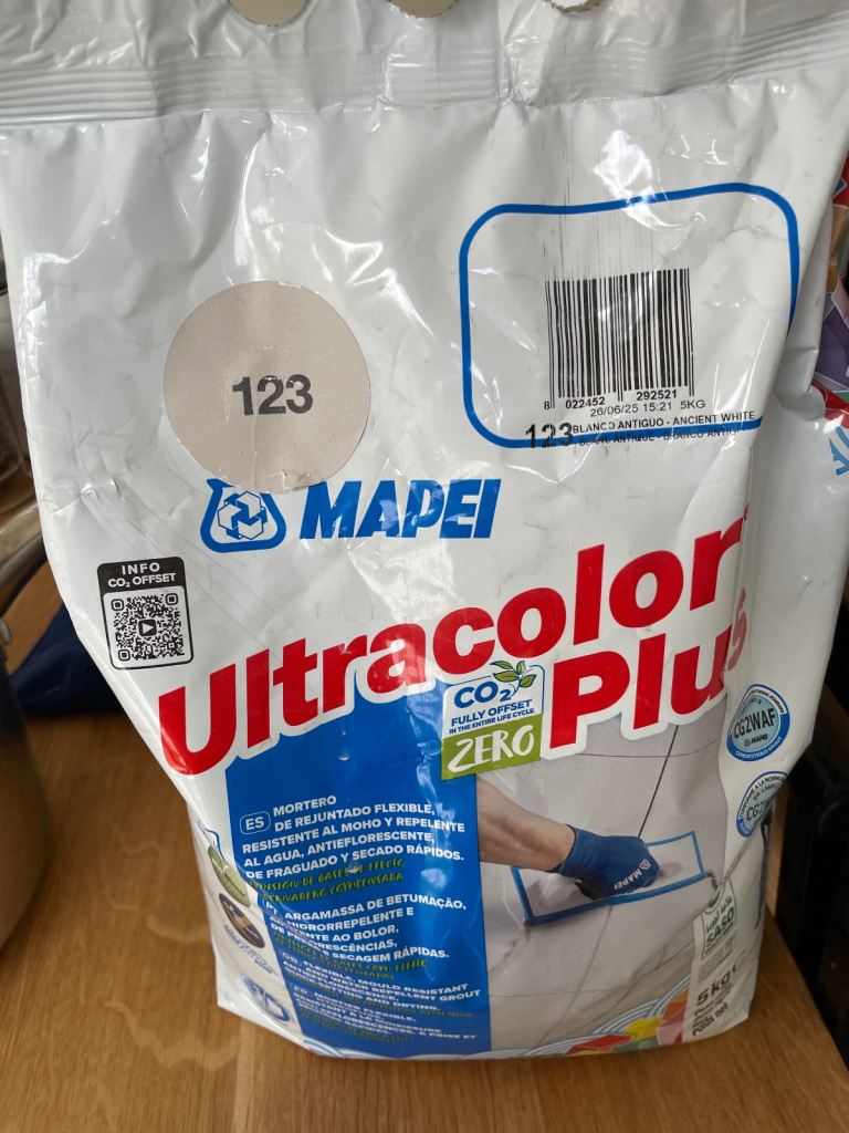image for Unopened bag of Mapei 123 (Ancient White) grout